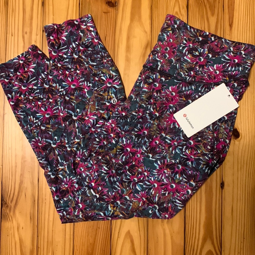 Lululemon leggings, NWT, size 16